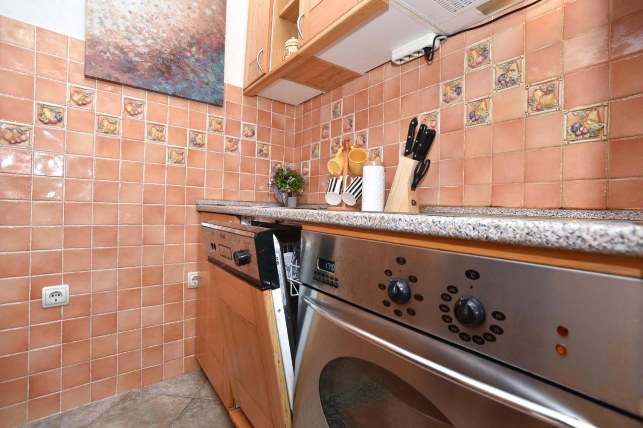 Comfort Inn Old Town Budva Bagian luar foto