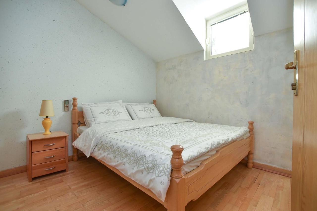 Comfort Inn Old Town Budva Bagian luar foto