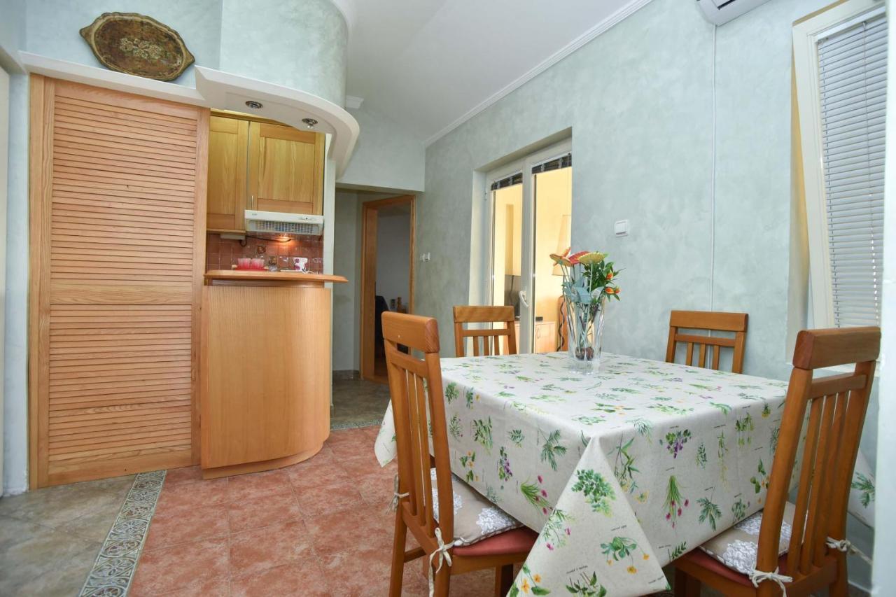 Comfort Inn Old Town Budva Bagian luar foto