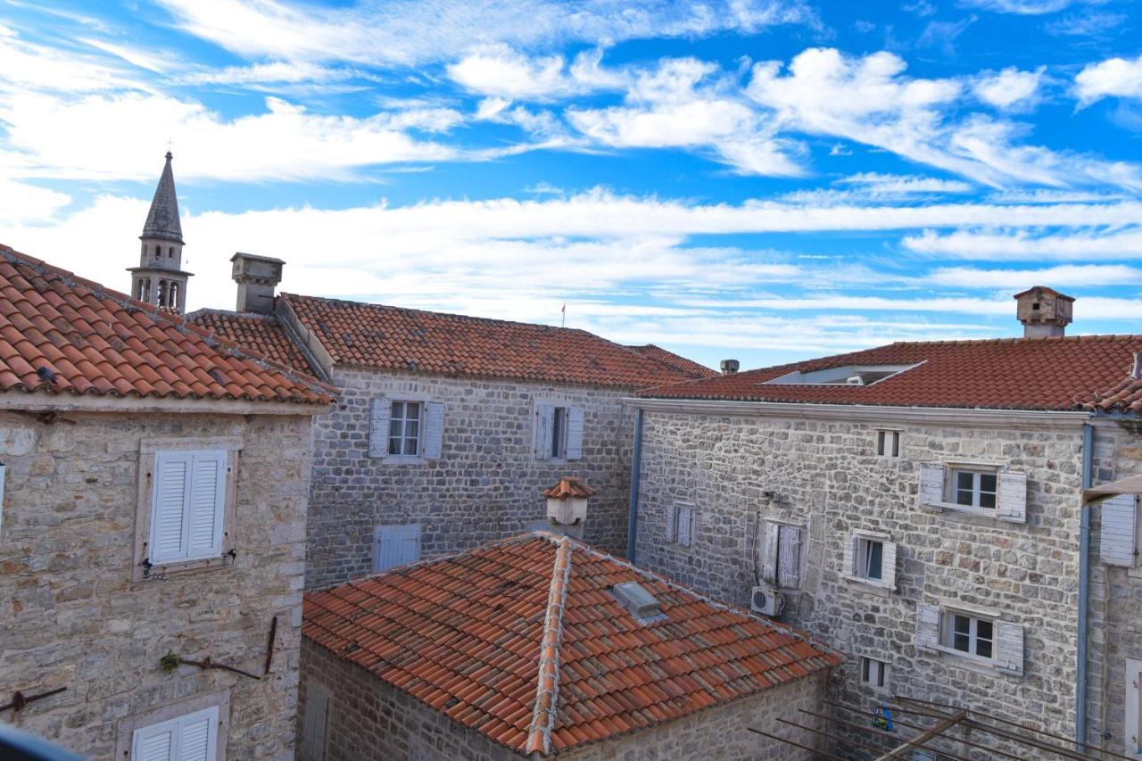 Comfort Inn Old Town Budva Bagian luar foto